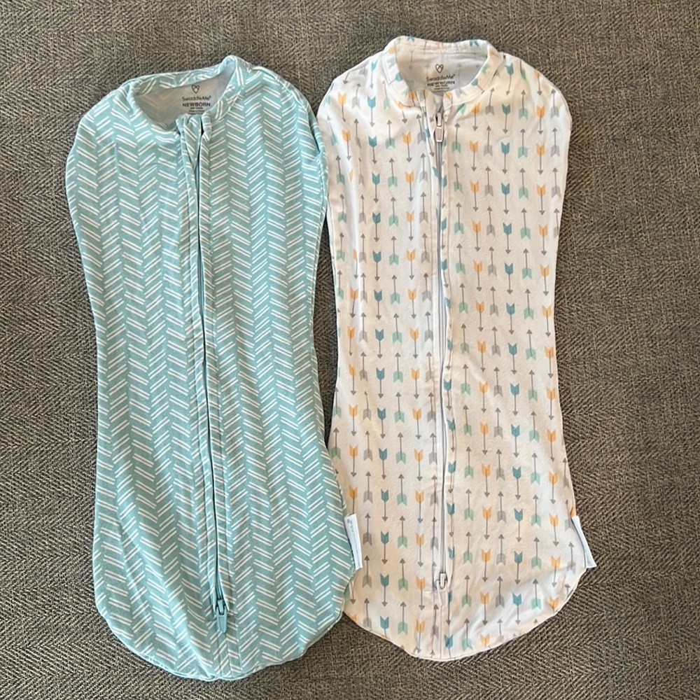 *2* Swaddleme unisex pod zip up swaddles